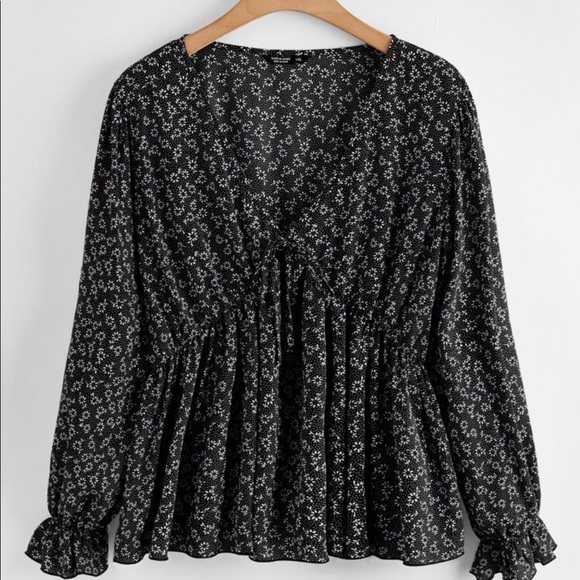 3 FLORAL TOPS - Picture 2 of 3